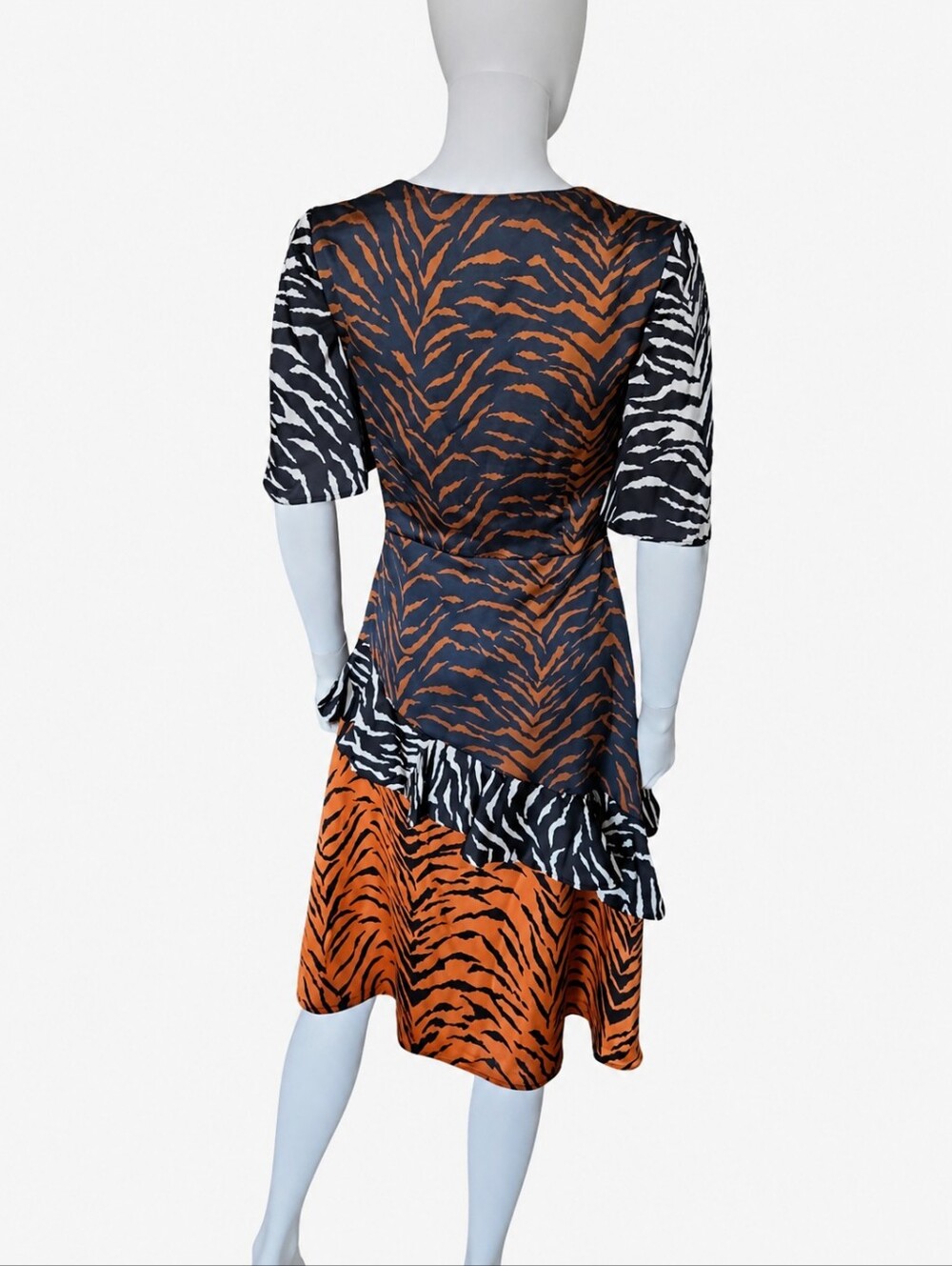 AUTUMN ADEIGBO | Tracy Animal Print Midi Dress Size 2 - Picture 5 of 7